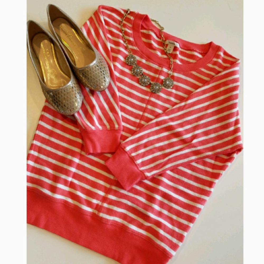 Caslon Top - Picture 2 of 6